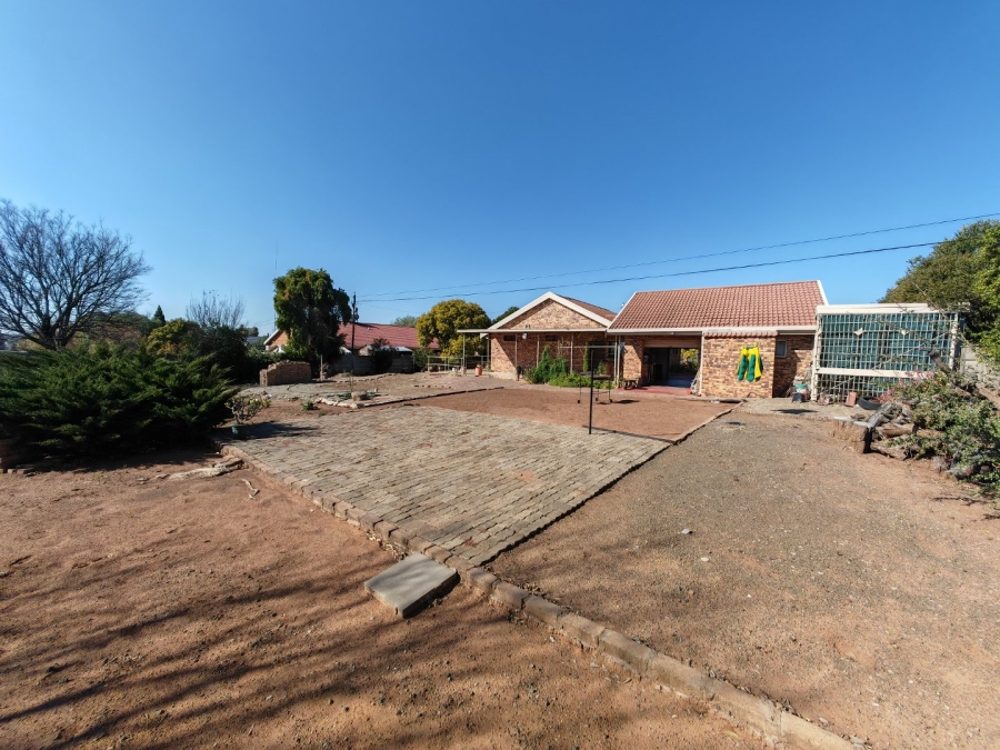 4 Bedroom Property for Sale in Universitas Ridge Free State